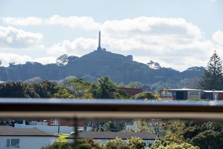 4/11 Spring Street Onehunga_13