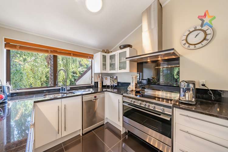 18 Jacaranda Grove Maungaraki_15