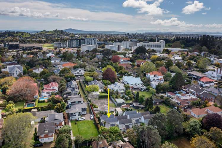 1/9 Gardner Road Epsom_32
