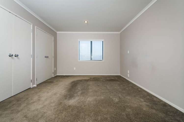 120 Fernhill Way Oteha_6