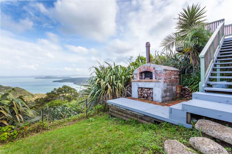 23 Lookout Drive Laingholm_18