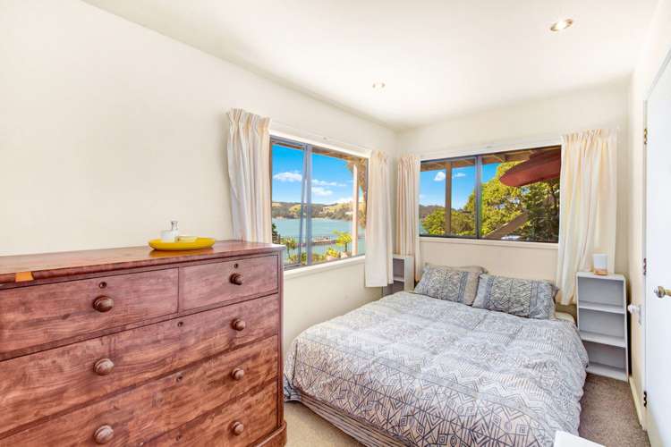 2 Kennedy Point Road Surfdale_13