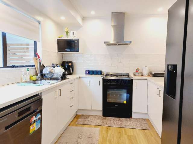 28B Royal Road 11410_1