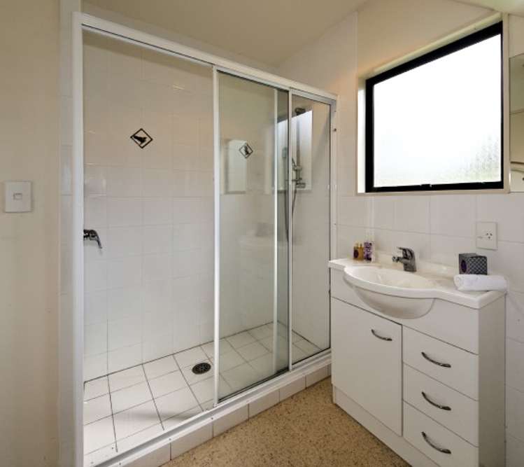 15 Kilgour Terrace Huia_10