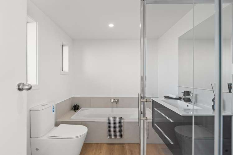 68 Russley Road Russley_9