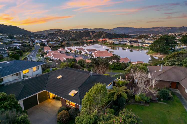 15 Longitude Place Whitby_5