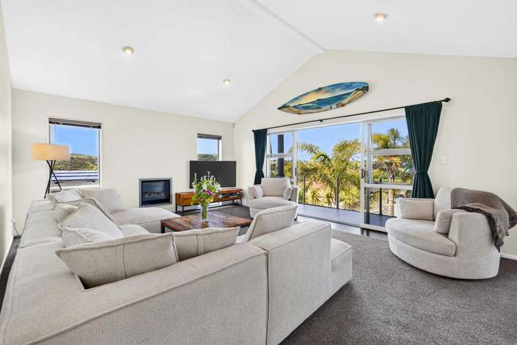 21 Kotanui Avenue Army Bay_9