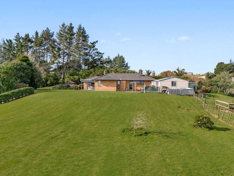 49 Terry Smyth Drive Kumeu_19