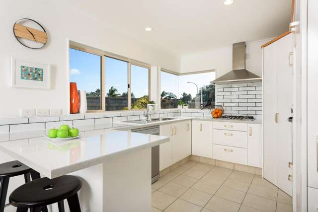 49 Madeleine Terrace Papamoa_4