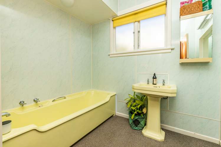 16 June Street Highfield_18