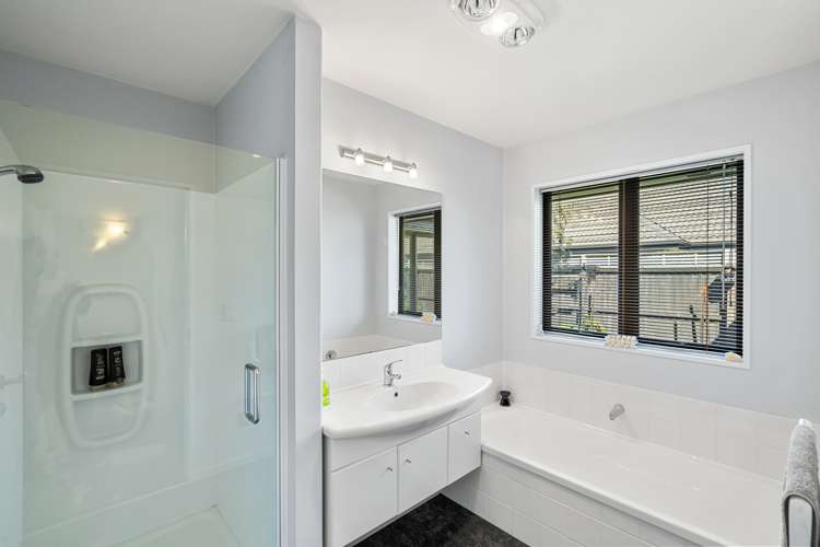 79 Heathridge Place Lincoln_10