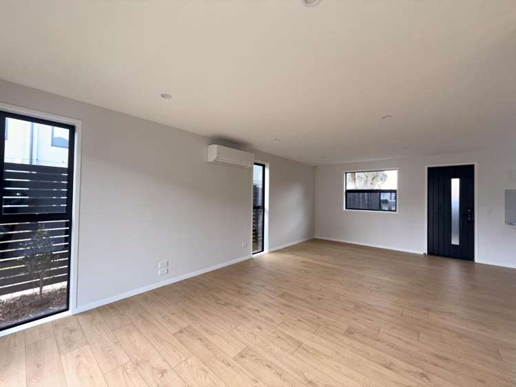 8/1 Scott Road 10695_8