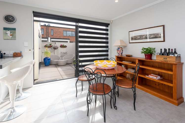 37 Bluegrey Avenue Stonefields_3
