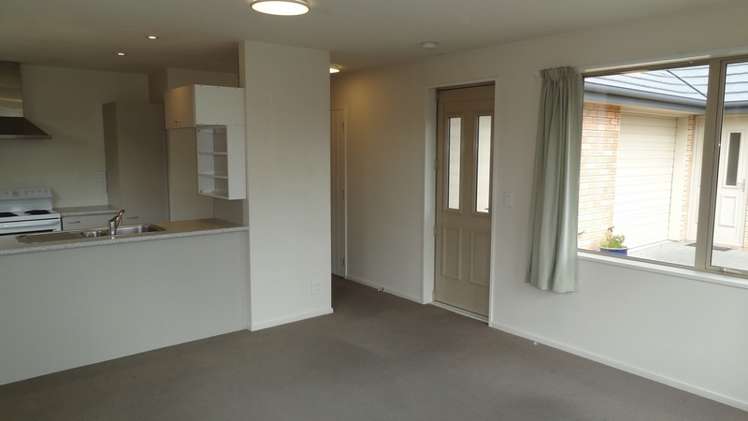 2/1 Blairdon Place Bishopdale_4