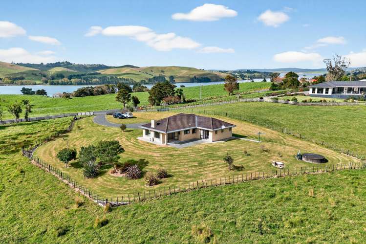 244 Pahi Road Pahi_1