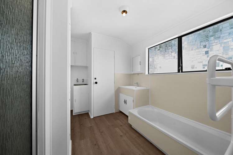 63C Woodward Road Mount Albert_17