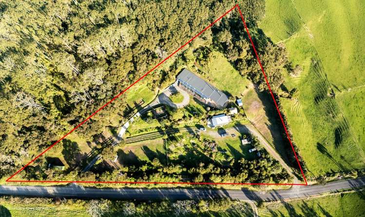 189 Puketui Valley Road Hikuai_23