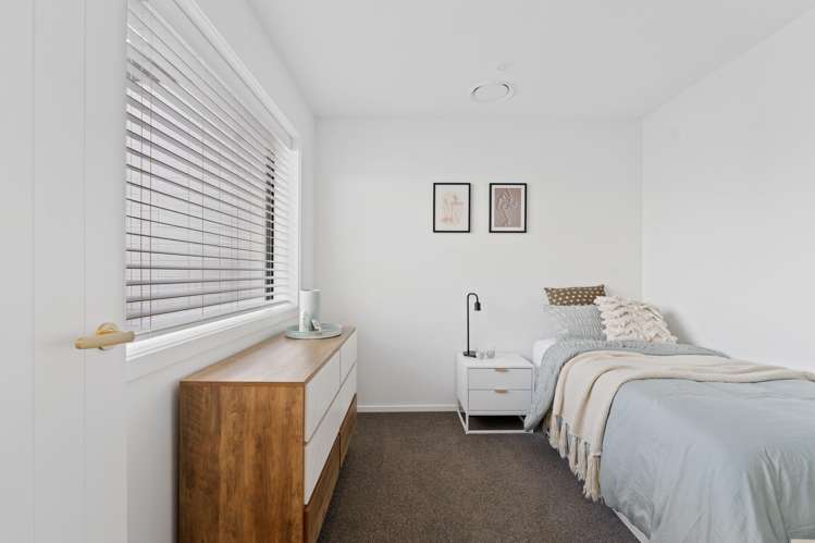 15 Franks Place Outram_27