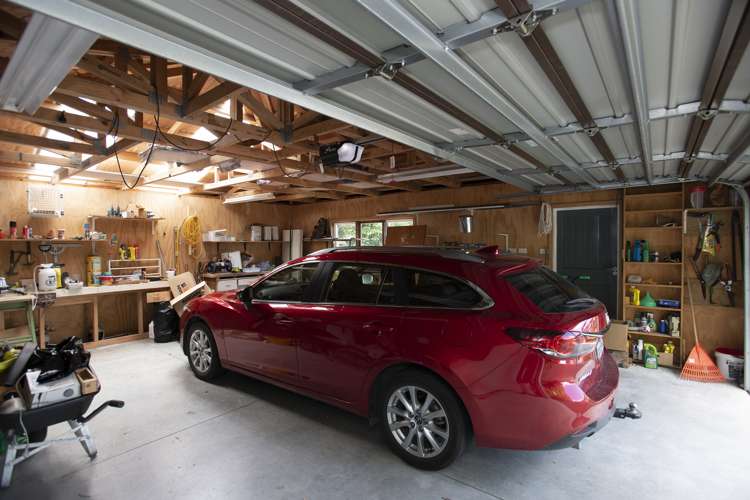 108 Iranui Road Inner Kaiti_17