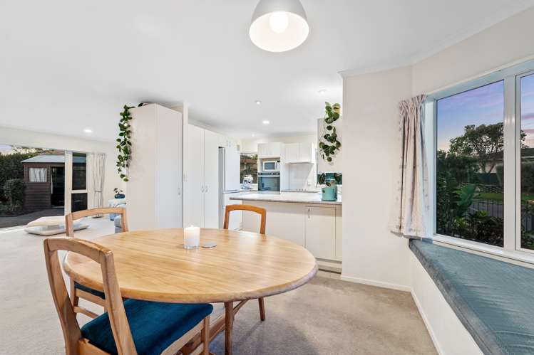 46 Blue Heron Rise Stanmore Bay_8