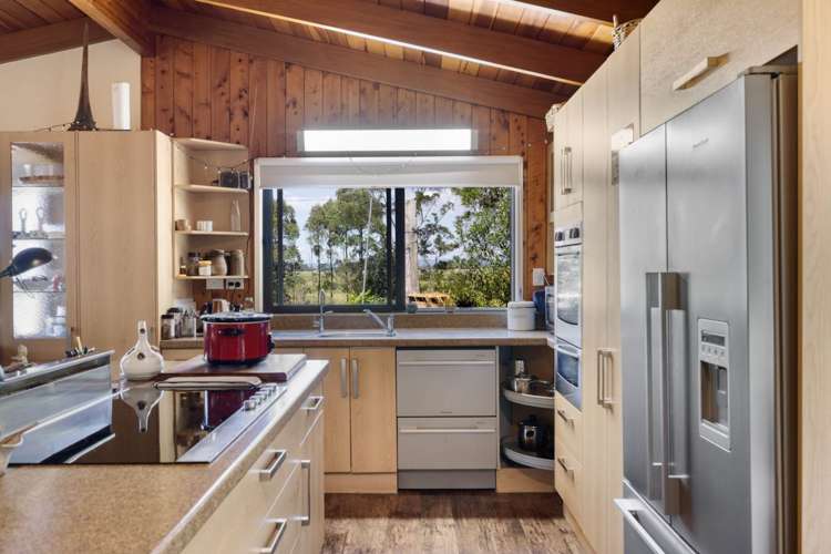 261 Manawahe Road Matata_5