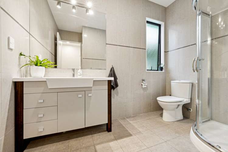 14 Archer Rayner Place Greenhithe_13