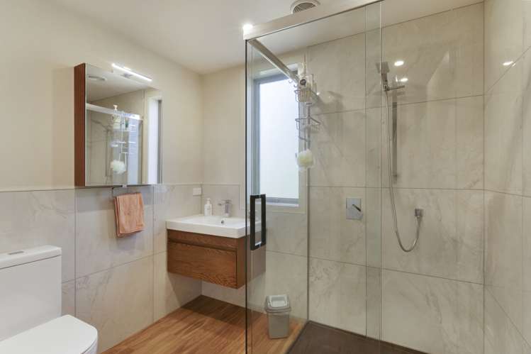 9 Danube Street Vauxhall_47