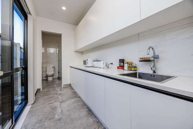 81 Thomas Road Flat Bush_15
