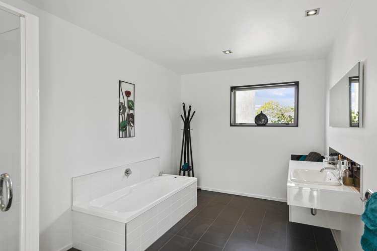 12a Avonie Place Rolleston_11