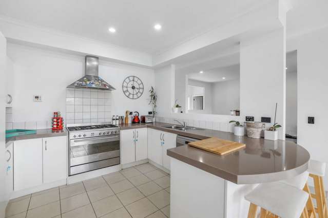 42 Parkwood Crescent Gulf Harbour_4