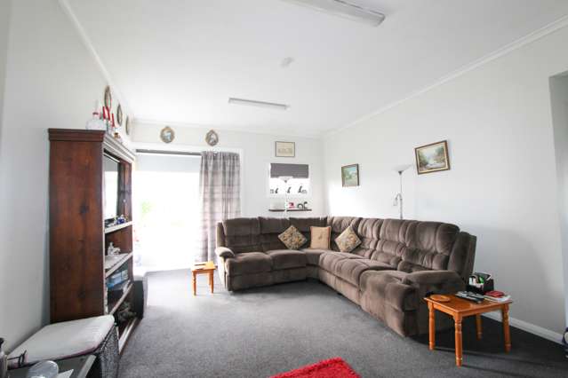 93 Tyndall Street Pahiatua_3