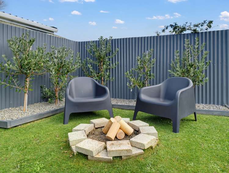 56 Lockhart Avenue Milson_14