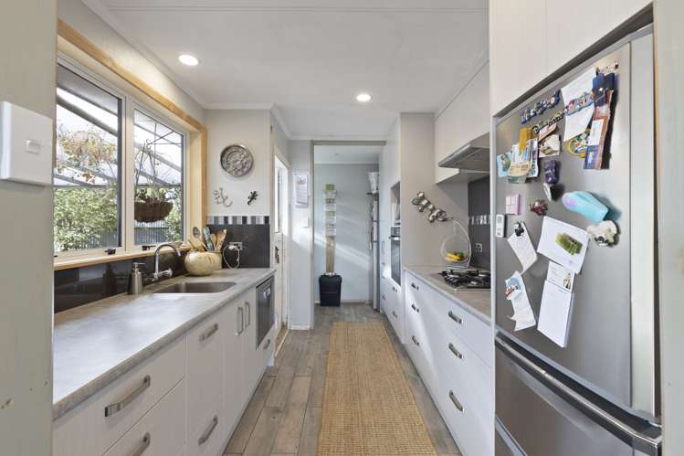 8 Wairau Place Kelvin Grove_9