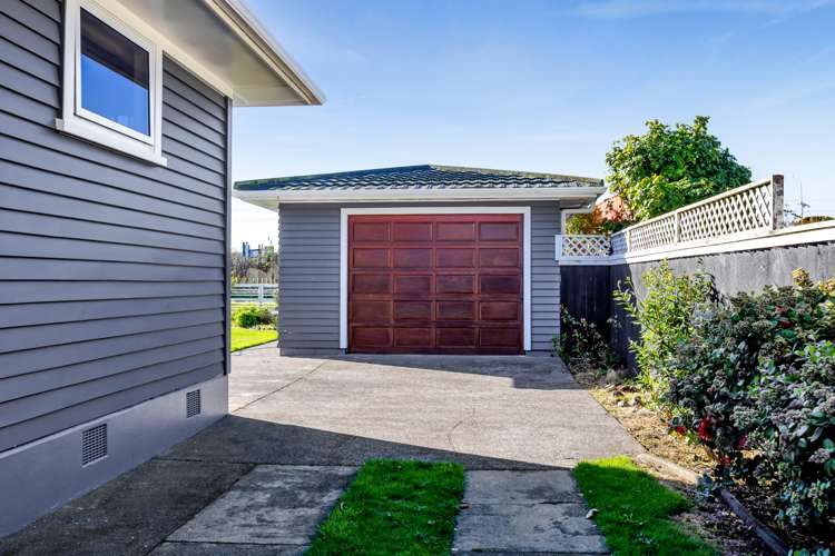 5 Domett Street Opunake_23