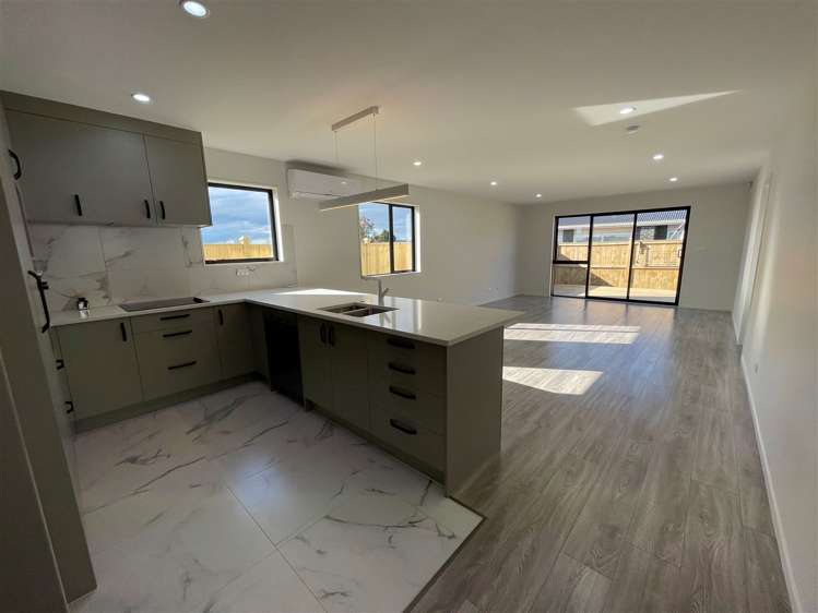 14 Noia Way Karaka_2