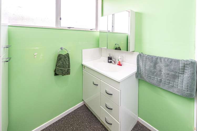 2/28 Moana Street Whanganui East_14