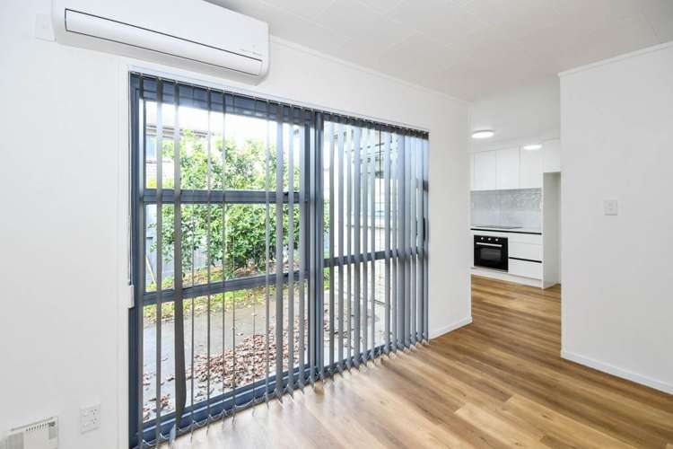 2/36 Kimpton Road Papatoetoe_6
