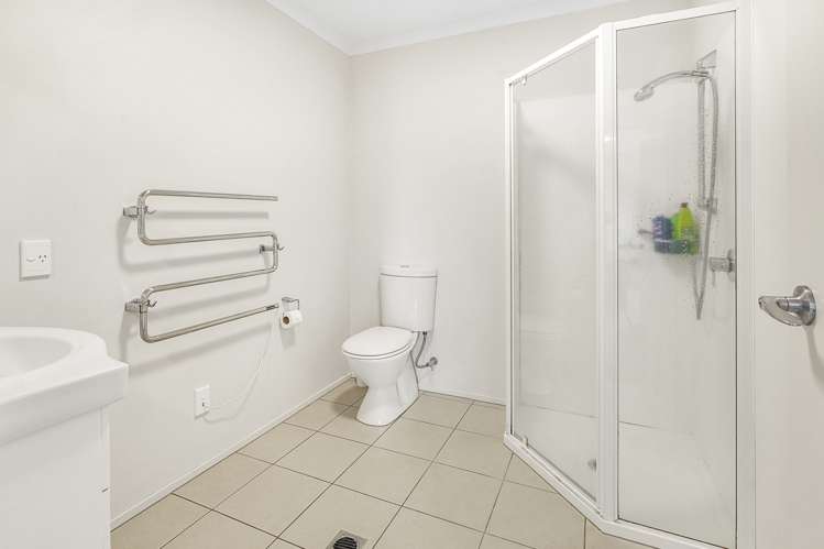 19h Inverness Avenue Hamilton East_10