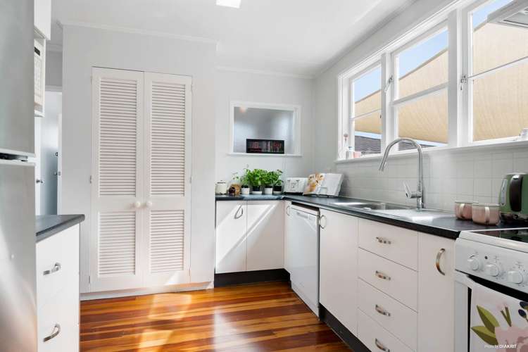 279a Henderson Valley Road Henderson_6