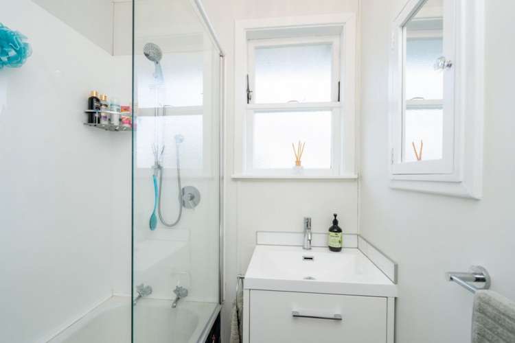 323 St Andrew Street Glengarry_11