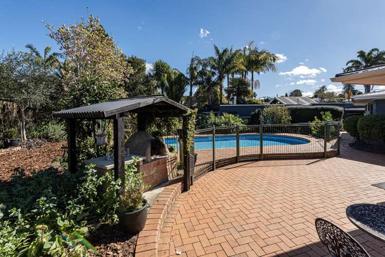 60 Carr Street Te Kamo_24