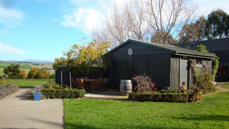 136 Rolling Ridges Road Levels Valley_31