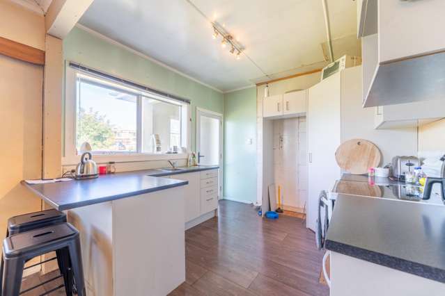 39 Le Cren Street Seaview_4