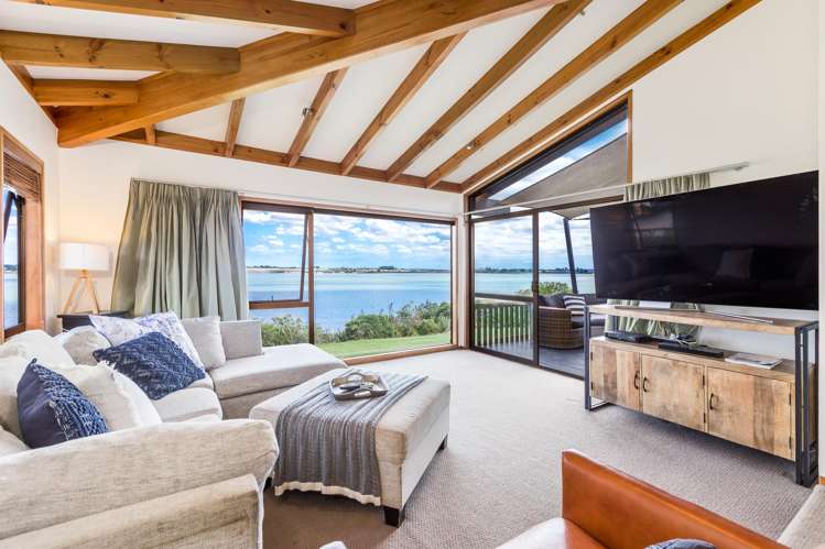 33 Saint Annes Crescent Wattle Downs_6