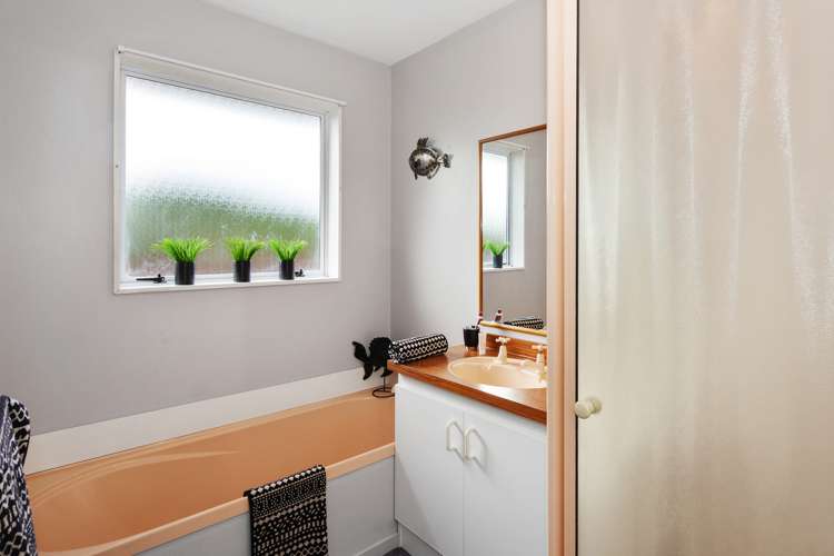 12 George Street Rolleston_9