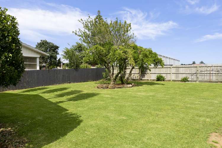 52 Kirkbride Road Mangere_12