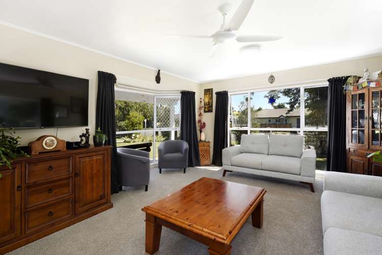 13 Malthouse Crescent Brightwater_5