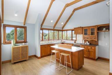 275 Kennedys Bush Road_4