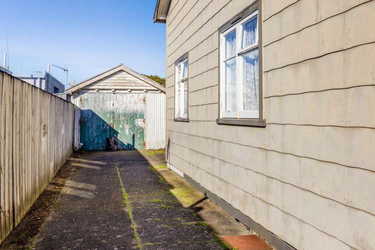 38 Vogel Street Hawera_20