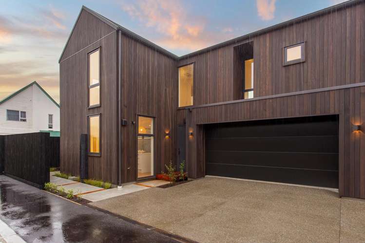 2/143 Weston Road_0